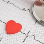 Ansiedade pode causar dor no peito com sintomas parecidos aos de problemas cardíacos